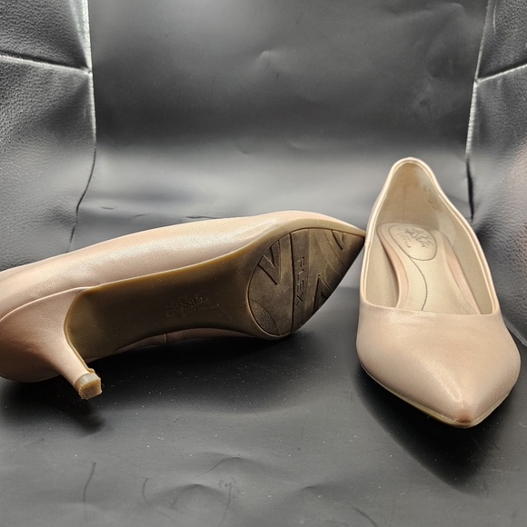 Life Stride Pink Flats Sleek Minimalist Design - Picture 5 of 6